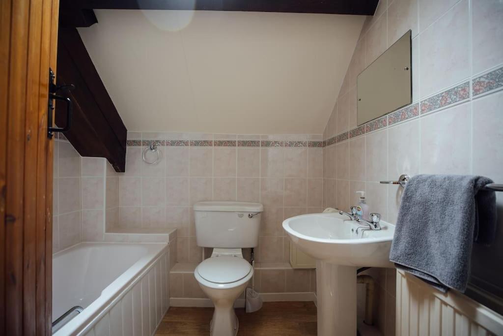 Barn Cottage - Family-Friendly Cottage With Heated Indoor Pool Haverfordwest Zewnętrze zdjęcie