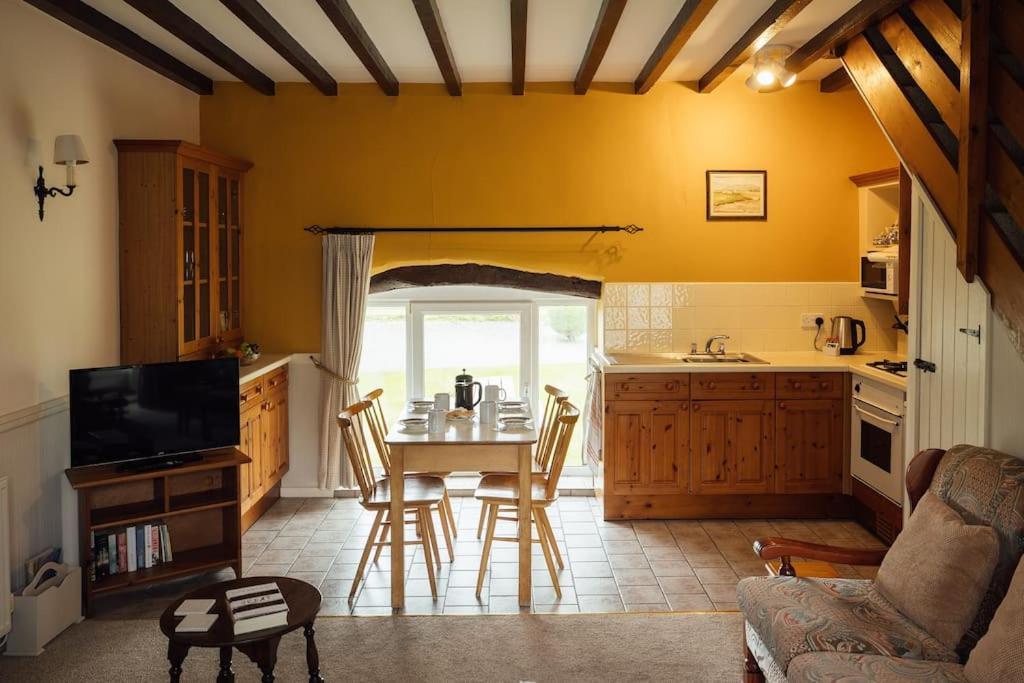 Barn Cottage - Family-Friendly Cottage With Heated Indoor Pool Haverfordwest Zewnętrze zdjęcie